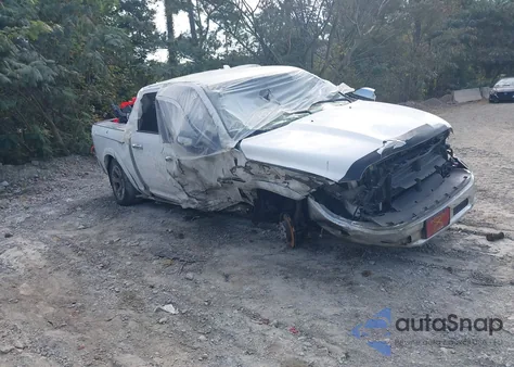 2018 Ram 1500 Laramie 4X4 5'7 Box from USA, damaged, VIN 1C6RR7NM0JS247842